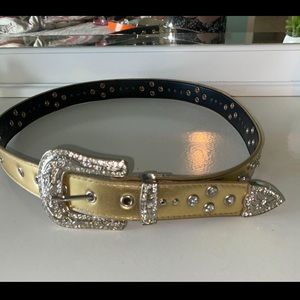 Gold western belt